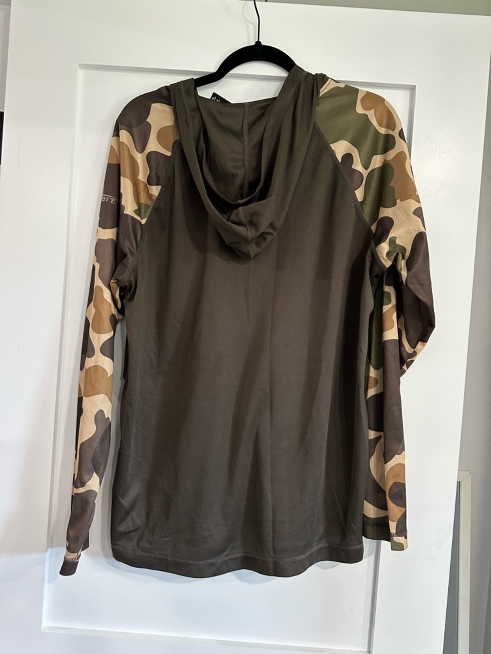 Habit Men’s Hoodie with Camouflage Sleeves - Picture 5 of 5